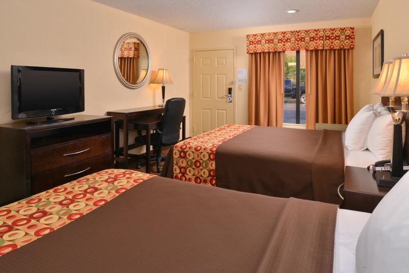 ABVI_TupeloBarnesCrossingMS_GuestRooms_Two Queens_Room Amenities - B897598F-685D-4F1E-9C5B26F47B98D735