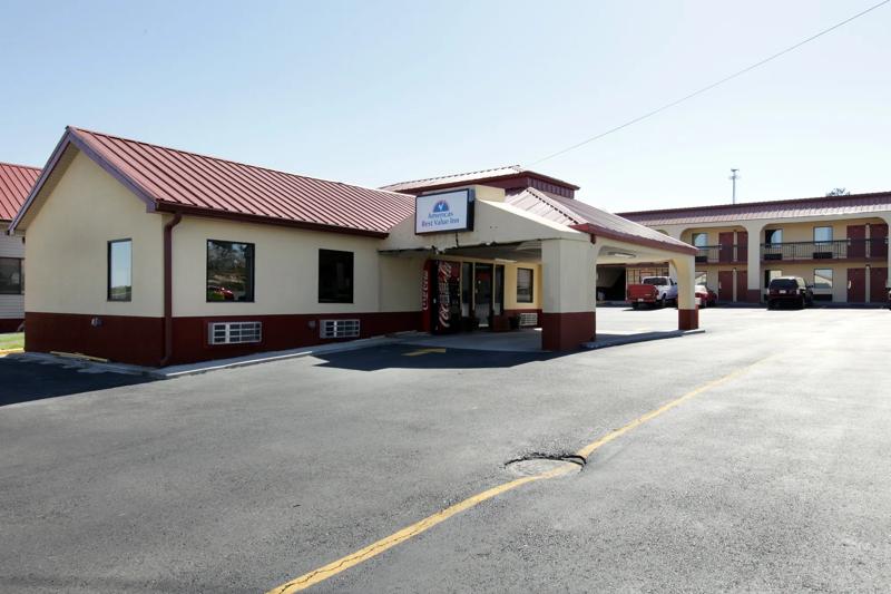 ABVI_MaconatEisenhowerPkwyGA_Exterior_Front - B8A5891B-6B84-4780-A813F2D5E912AE96