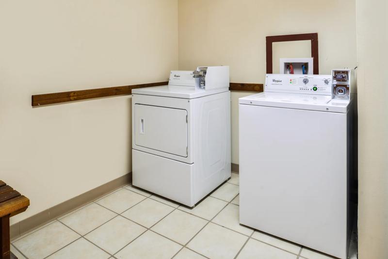 ABVI_EllsworthKS_Amenities_Laundry - B9916747-6AC0-42E5-8100C103AE52A94B