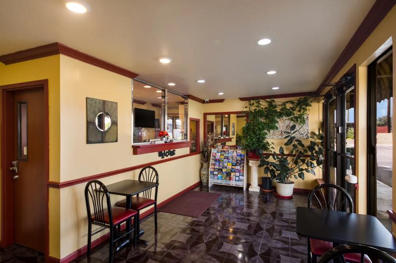 ABVI_BudaAustinSTX_Lobby_Front Desk_Angled - BAD60607-1601-4917-BC52A5978A7307B1