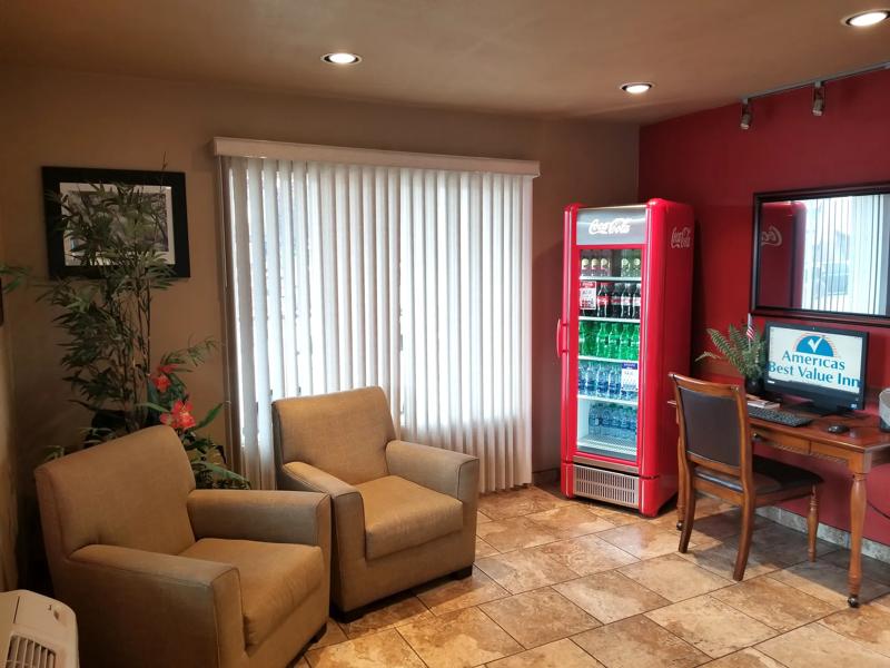 ABVI_WilliamsGrandCanyonAZ_Lobby_Seating - BBA6A337-DF9F-4B75-B3DC721A0AF61918