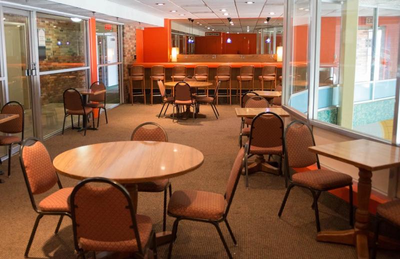 RLIS_Urbana_Dining Area - BE24E9FB-9BE7-47A3-83700E72DA9E5304