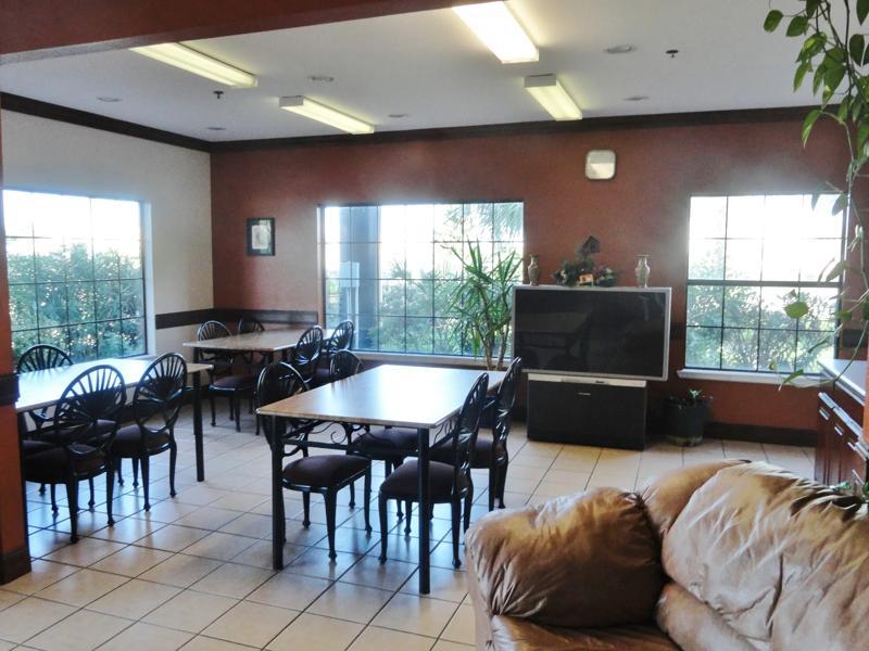 ABVI_BrownsvilleTX_Lobby_Seating - BF51DD77-DB2A-4D55-A90257AD04BBD0AE