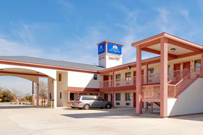 ABVI_HempsteadPrarieViewTX_Exterior_Front - BFAF2A5F-F5BB-4823-8BE4957D485B3186