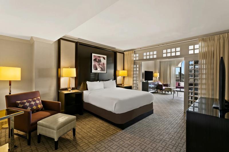Hotel Suites at Out Inner Harbor Baltimore Hotel
