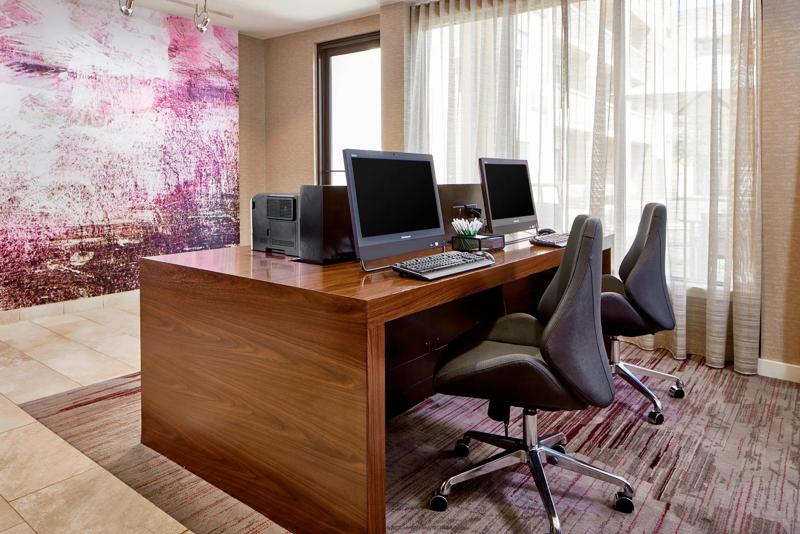 SEL_RaleighDurhamAirportMorrisville_Amenity_BusinessCenter - C2E629B4-C106-4F24-9972296741C45AB8