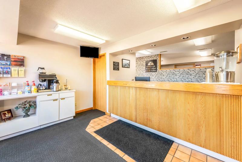 ABVI_StMarysOH_Lobby_Front Desk - C4FD04CF-2683-4CA6-AD6E62E01BAD59FE