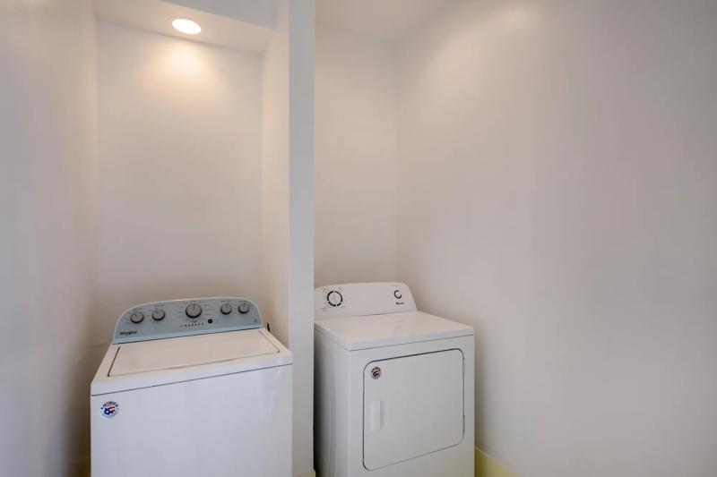 ABVI_Lockhart_TX5262_Laundry - C7F6A941-9F04-4D0C-BE5906A26961C857