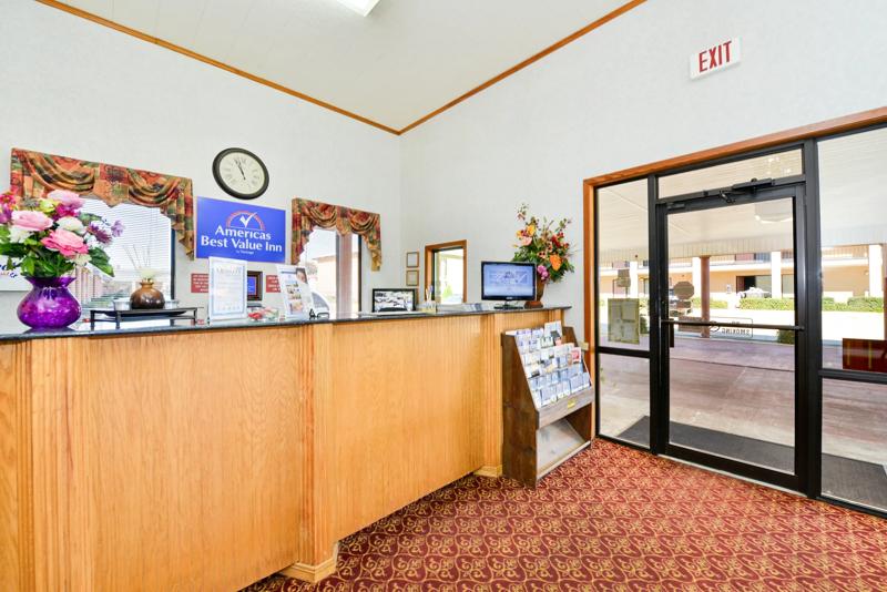 ABVI_BrookhavenMS_Lobby_Front Desk - C8AF8195-EBC9-427F-9217797439CB9CF1