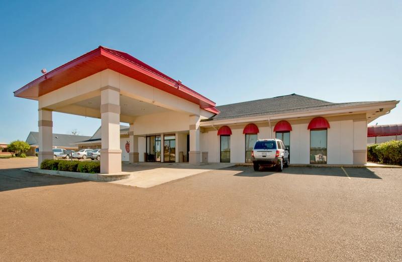 ABVI_ForestMS_Exterior_Front - C967D29C-7805-4FD7-918BDE221781D876