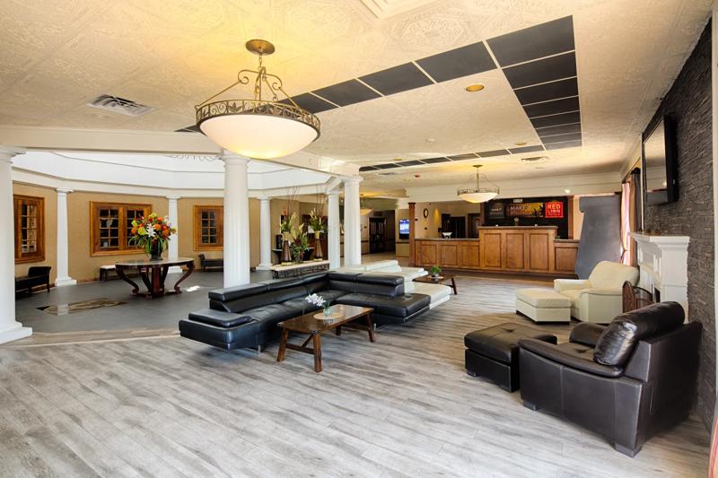 RLH_Pocatello_IDPOCA_Lobby3 - C9C87899-E555-486D-BF177AD1B3AA0316
