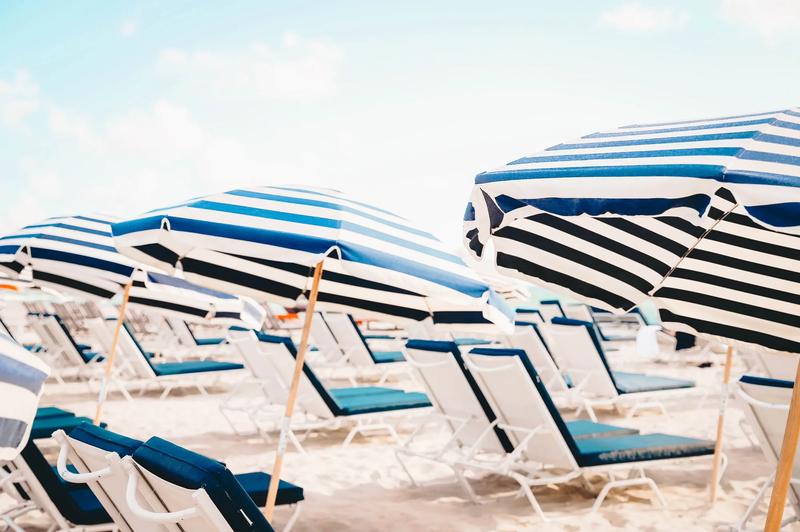 SHR_NautilusMiamiBeach_BeachChairsCloseUp - CAFDDF49-4744-4A4B-BC10BFCE1CC2B63E