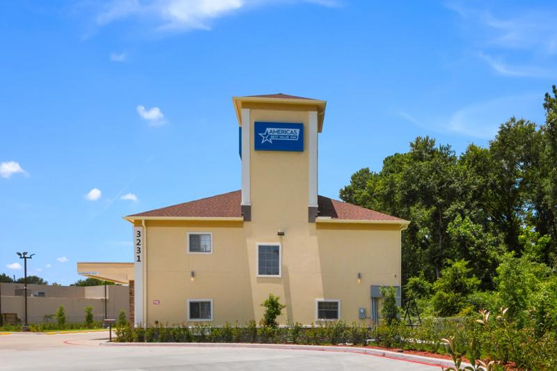 ABVI_AldineWestfieldTX_Exterior_Side - CB61363E-F4BA-44F9-98C7761FD79FE2DC
