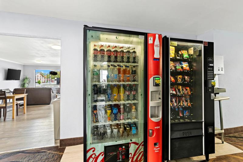 RLIS_Yakima_Vending Machine - CCFD245D-518A-4AD8-923AF651F1F4FCE3