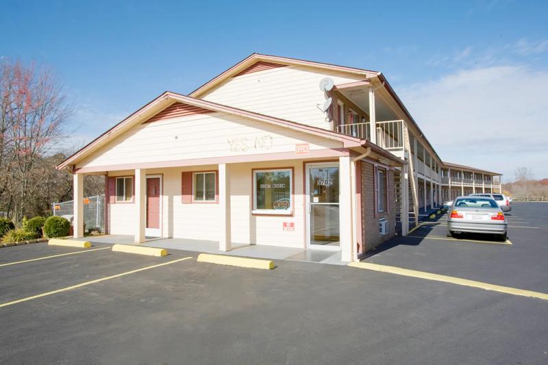 ABVI_JonesvilleNC_Exterior_Entrance - D3CF94B4-4188-49DC-88882184CD6DD4CB
