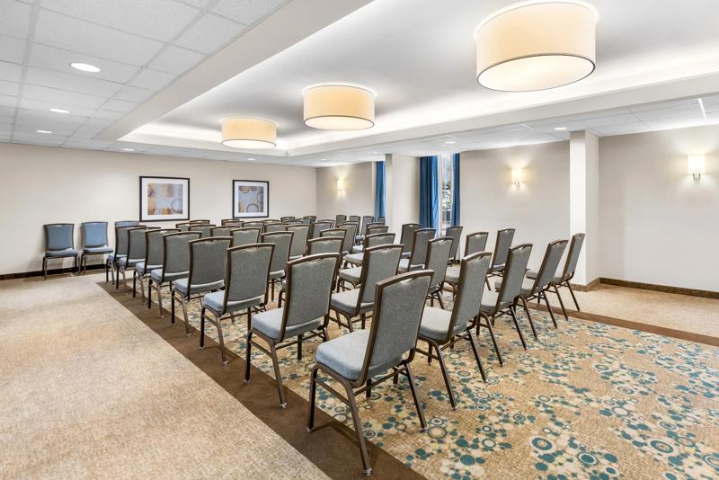 SEH_Houston_Hobby_Airport-MeetingSpace-2