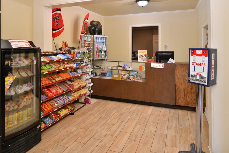 ABVI_LubbockE_TX1218_SnackArea1 - D46A1DCE-9F4D-4174-9857D43CAE481611