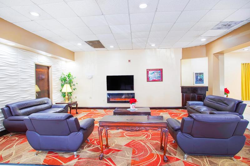 ABVI_Winston-SalemNC_Lobby_Fireplace - D61502DA-B76B-4051-B289049FCB753494