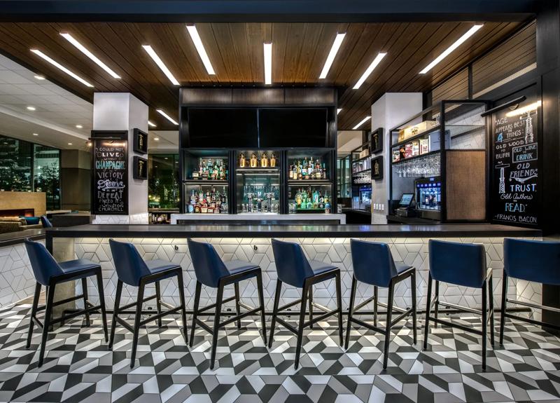 SHR_ColumbusDowntown_Dining_Vine+Forge_10 - D7011DA4-4983-4598-BC4592ADDF766751