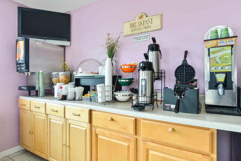 ABVI_StGeorgeSC_Dining_Breakfast Area - D78E300C-3782-4F2C-AF395CECFAFCEF31