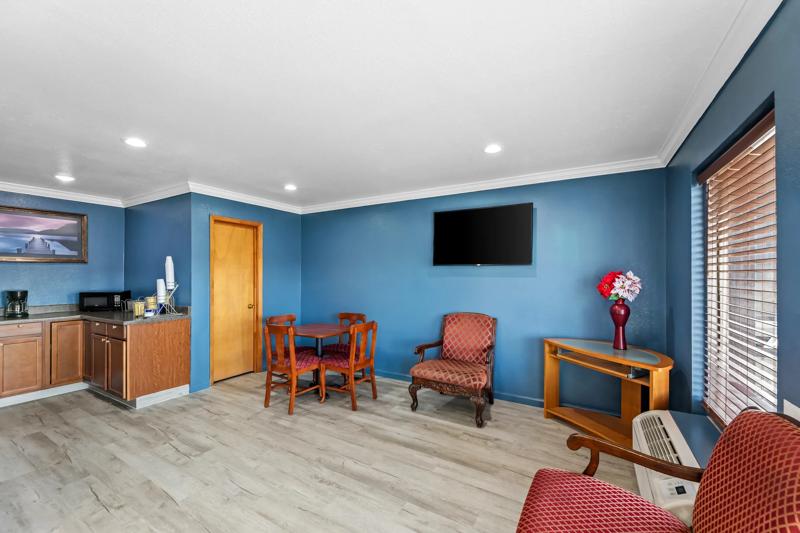 ABVI_IndianolaMS_Lobby_Seating - DA85198B-3680-4259-82D0780414CEEB5C