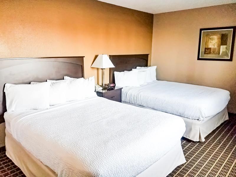ABVI_BismarckND_GuestRooms_Two Queens_Beds - DAA15A49-B767-4564-8F058334DA7E7727