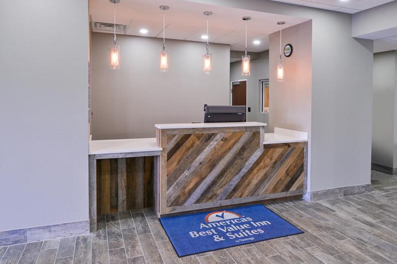 ABVI_SouthavenMS_Lobby_Front Desk - E85413F7-BE72-4862-8BDD963FE6FA28F0