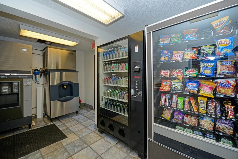 ABVI_JacksonMI_Amenities_Vending - EA6D5C47-D9AA-4ECA-9BF6C22320673A52
