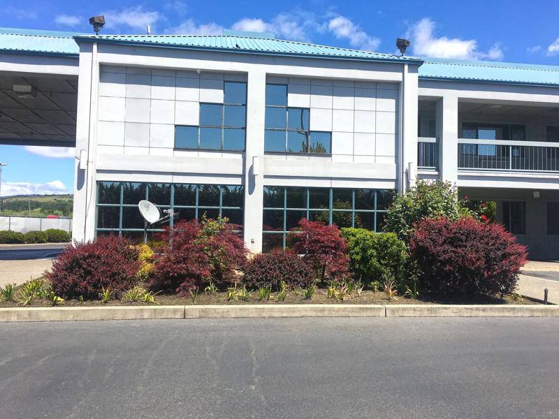 ABVI_PhoenixMedfordOR_Exterior_Landscaping - EA7D4D7B-3440-4563-8F9C1C9654DA42E1