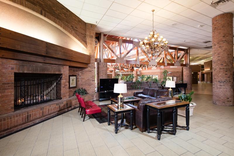 RLH_StGeorge_UTSTGE_Lobby_1 - EBD674FB-E2FA-4B1C-9B789244C2093A18
