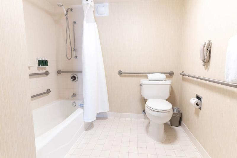 SES_SanAntonioDowntownAlamo_GuestRoom_10 - EC110472-ED77-4E7A-A2ADF8BCCFCE97D6