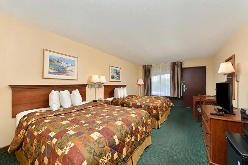 ABVI_OceanInnFL_GuestRooms_Two Queens_Room - EEE2FFBB-15DF-4FED-A21090CBE0615679