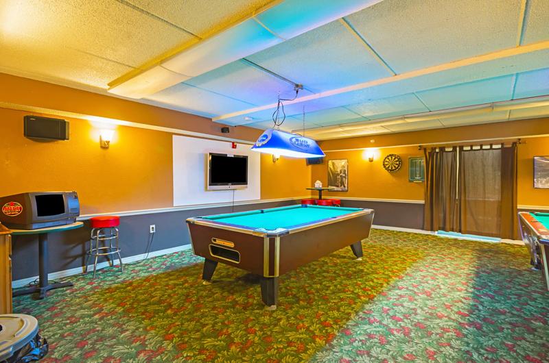 ABVI_MelbourneFL_Amenities_Pool Table - F095C7F7-6E48-4F63-92F783C3D92A74CB