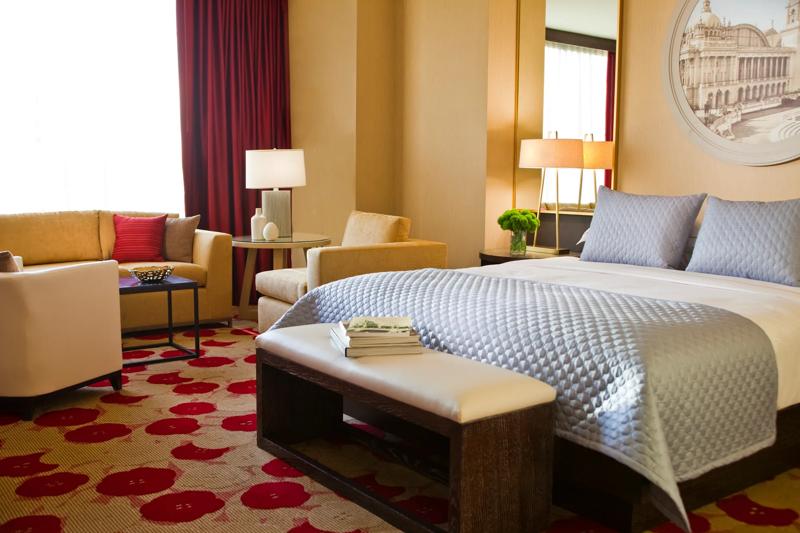 In-Room Amenities at The Royal Sonesta Chicago River North