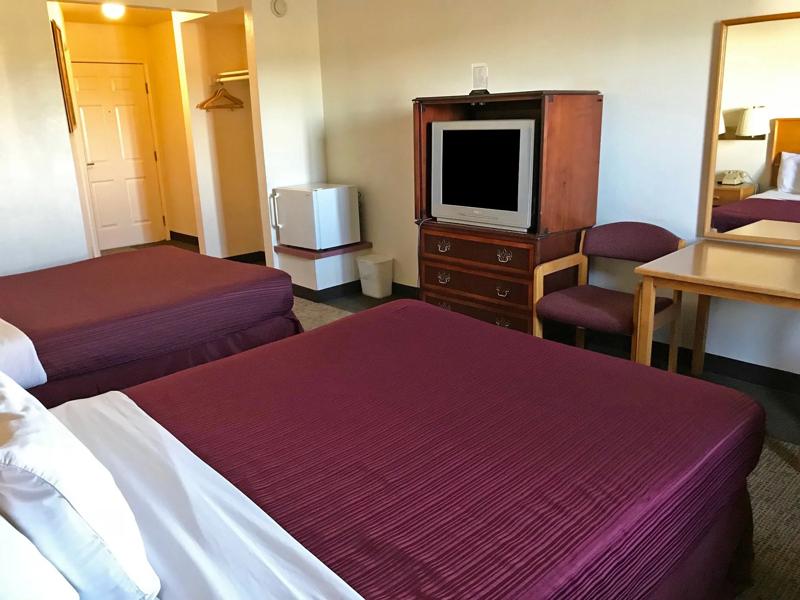 ABVI_DunniganCA_GuestRooms_Two Queens_Entry Side - F229F6D8-4E8A-4B70-821D18C04A8198C6