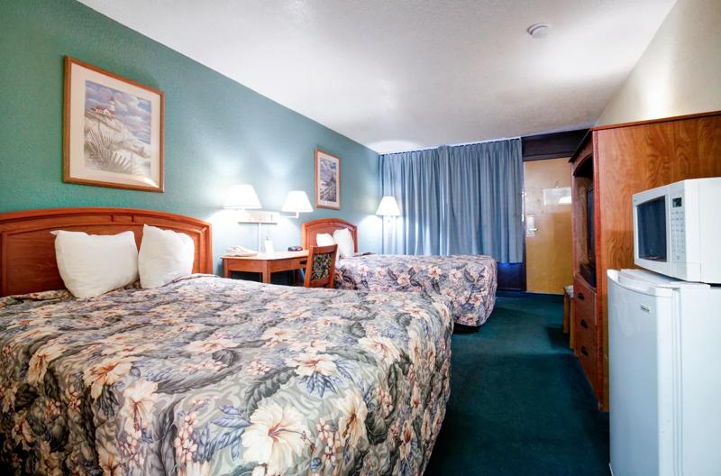 ABVI_Florida TurnpikeFL_GuestRooms_Two Doubles_Room - F2DCE3E4-C408-49CA-BA3E0C85670747E1