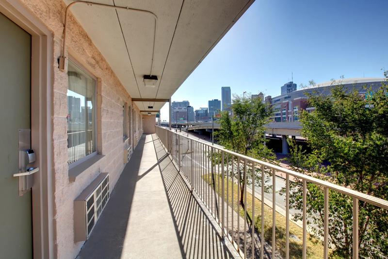ABVI_StLouisDowtownMO_Exterior_Corridors - F81B0762-EBBC-49AC-B6D127C61E655B32