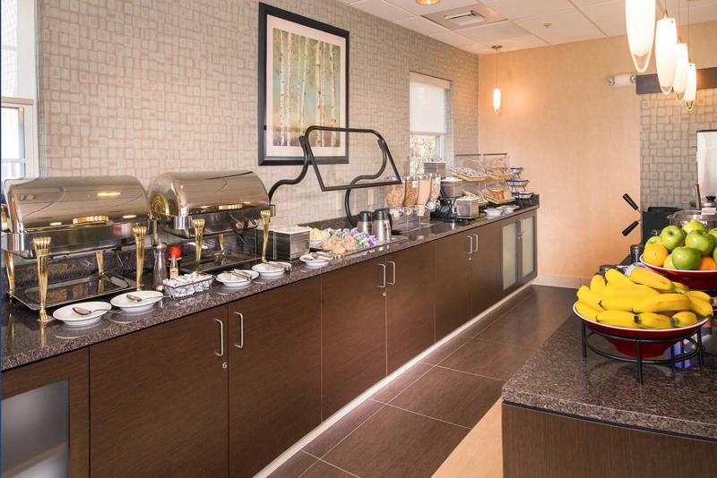 SES_CharlottesvilleUniversity_Dining_4 - FAD1A4D8-525E-401D-8281462151FB02D7