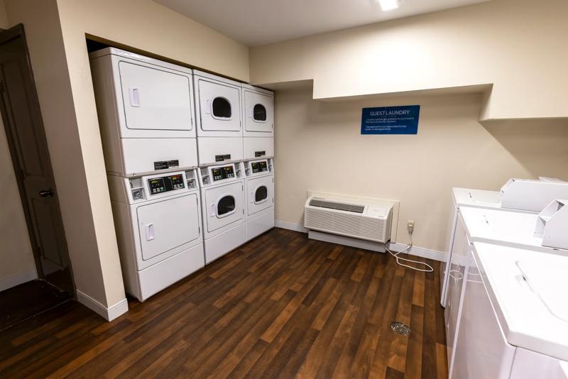SES_LafayetteAirport_Laundry - FB7ED41B-7BDD-4D54-80A25D511F1C70D2