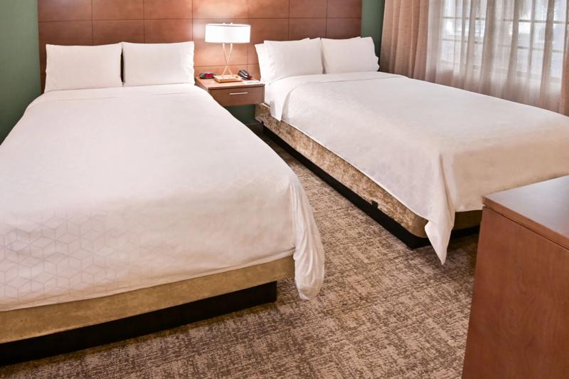 SES_FortLauderdalePlantation_GuestRoom_6