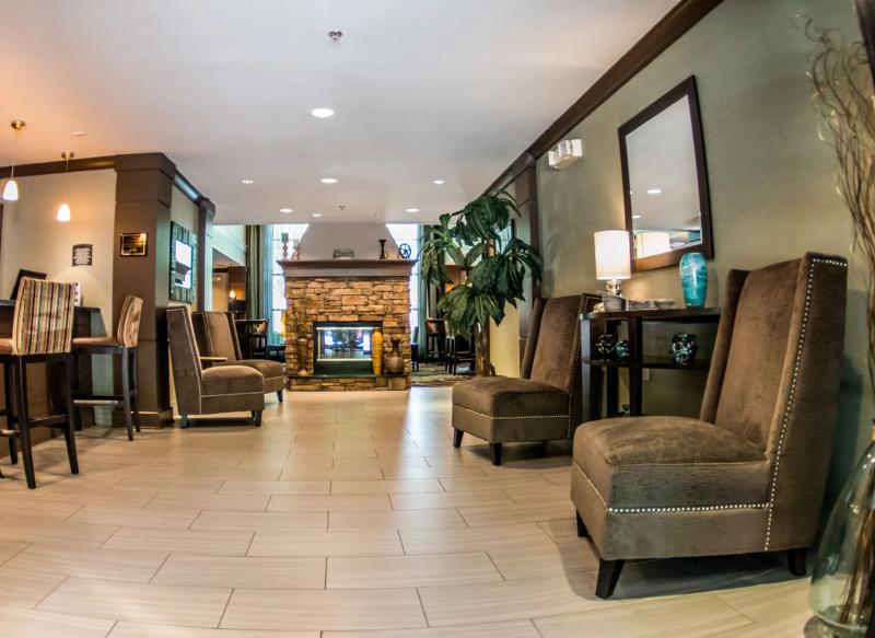 SES_AtlantaAlpharettaAvalon_Lobby_1 - FE8B5C47-5502-4690-A7A553E68716FEE3
