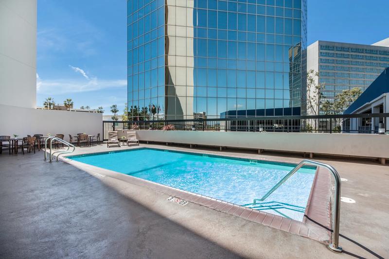 Amenities & Features