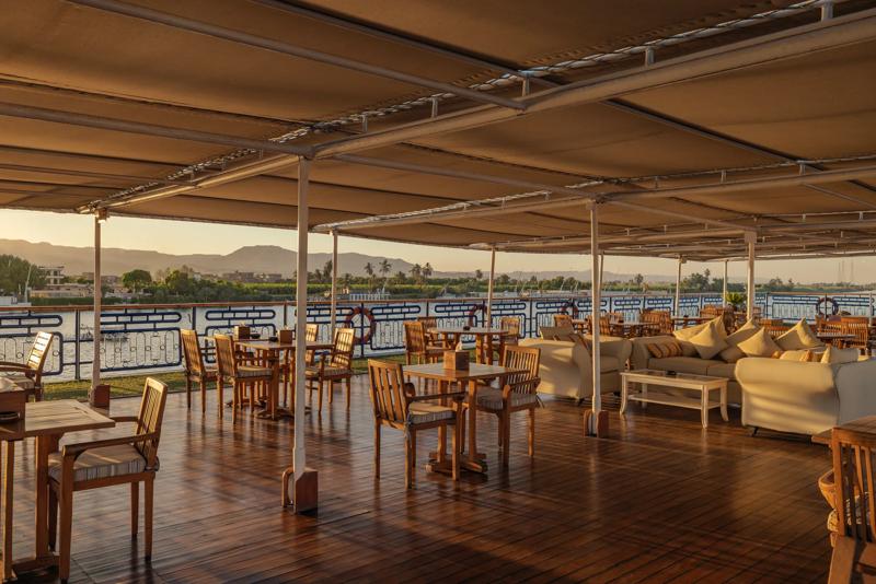 Star Deck Bar & Barbecue